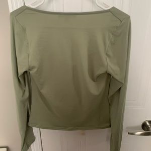 Sweetheart neckline long sleeve shirt